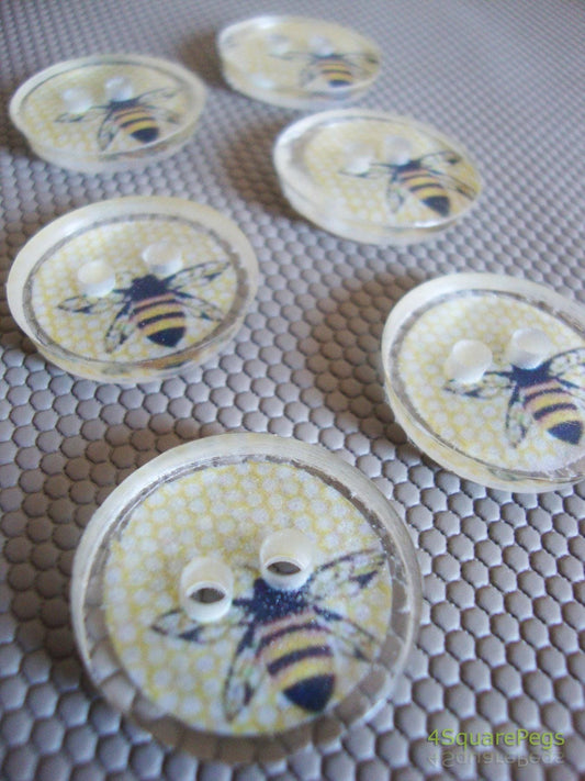 Handmade Resin Buttons, Busy Bee Buttons, Buttons for Sewing, Craft Supples, Buttons for Cardigan, Unique Buttons for Knitting DIY