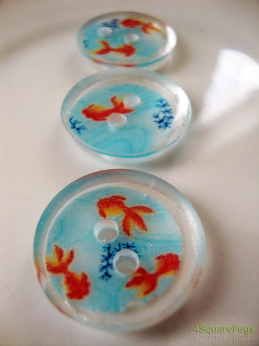Handmade Resin Buttons, Japanese Koi Fish Buttons, Buttons for Sewing, Craft Supples, Buttons for Cardigan, Unique Buttons for Knitting DIY